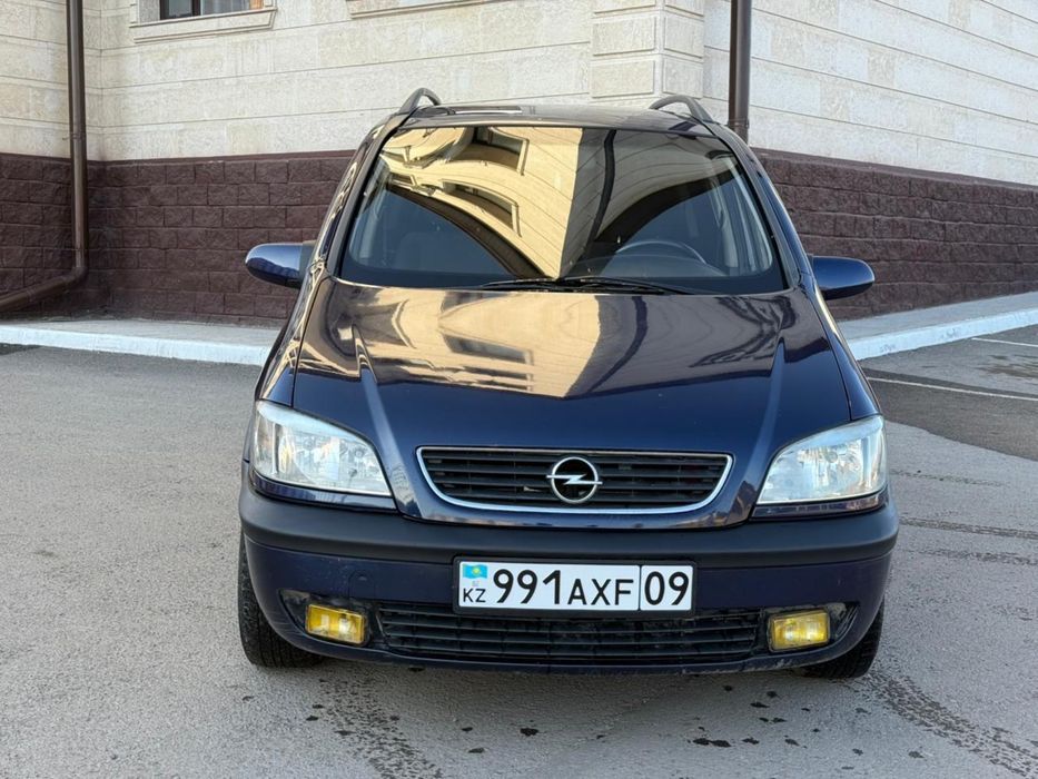 Opel Zafira 2001 года