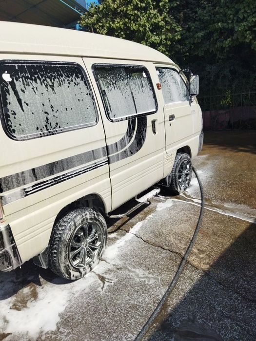 Дамас сотилади 2008