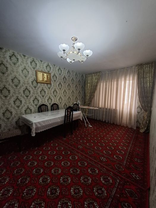 Продаю 2/3/4 квартира бывший общежитие. Ул Карасув.