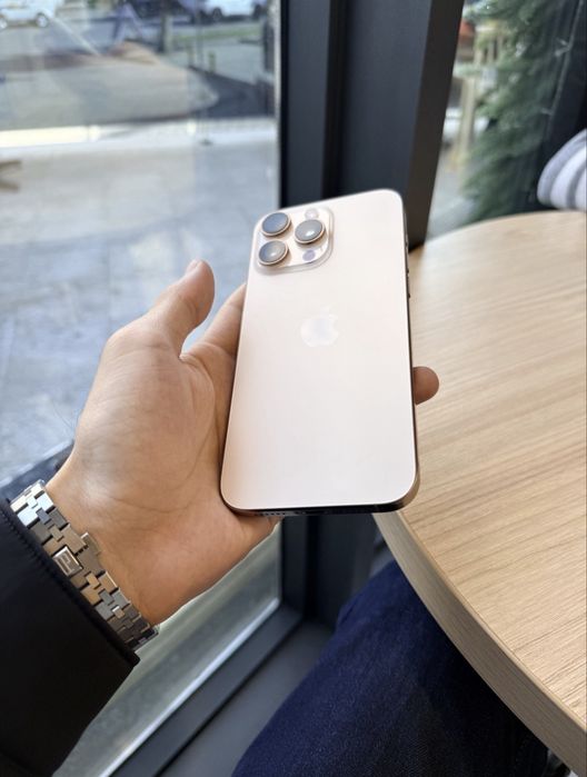 Ayfon 16 pro max 256gb 94 romkast