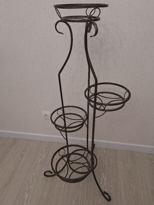 Подставка для цветов