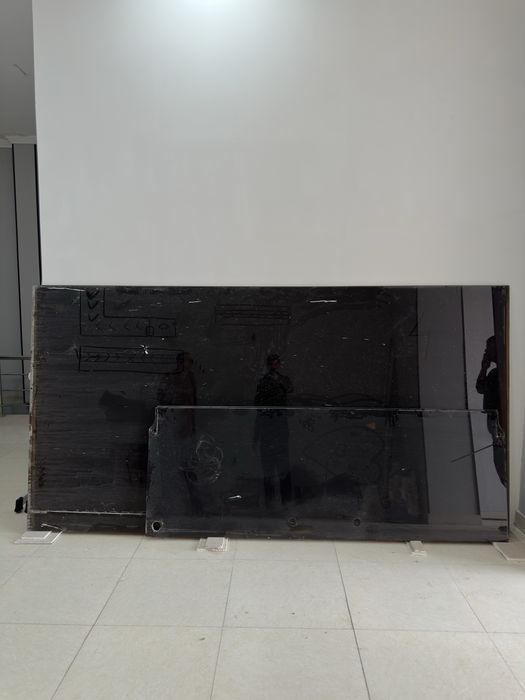 Шиша ишик сотилади