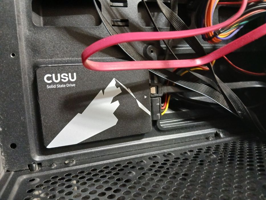 Продам компютер.