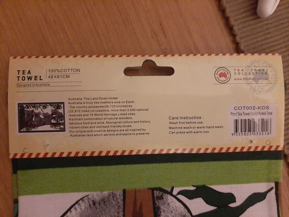 Подарочное полотенце для кухни с коалами