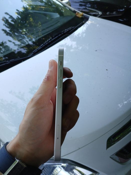 iPhone 12 ozi Zapchastga! Icloud