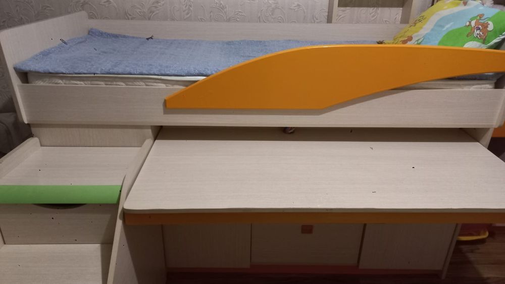 Продаю детскую кровать