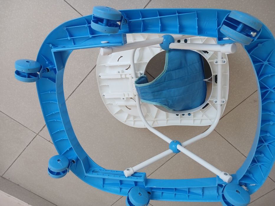 Ходунки  Ходунки, детский горшок.