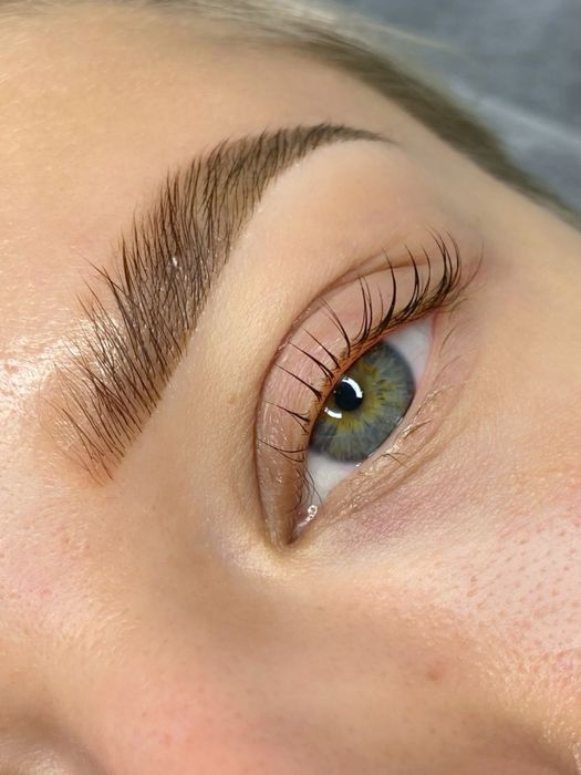 Ламинирование ресниц и бровей