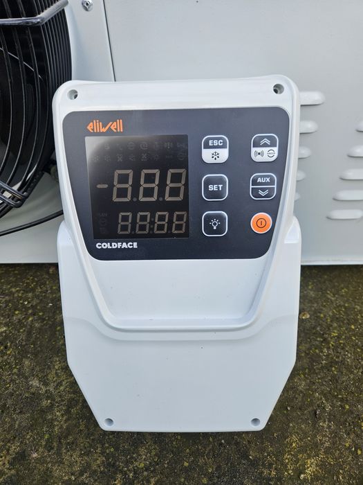 Instalatie frigorifica  de congelare 20= 30 mc.