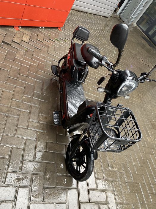 Электроскутер sk8