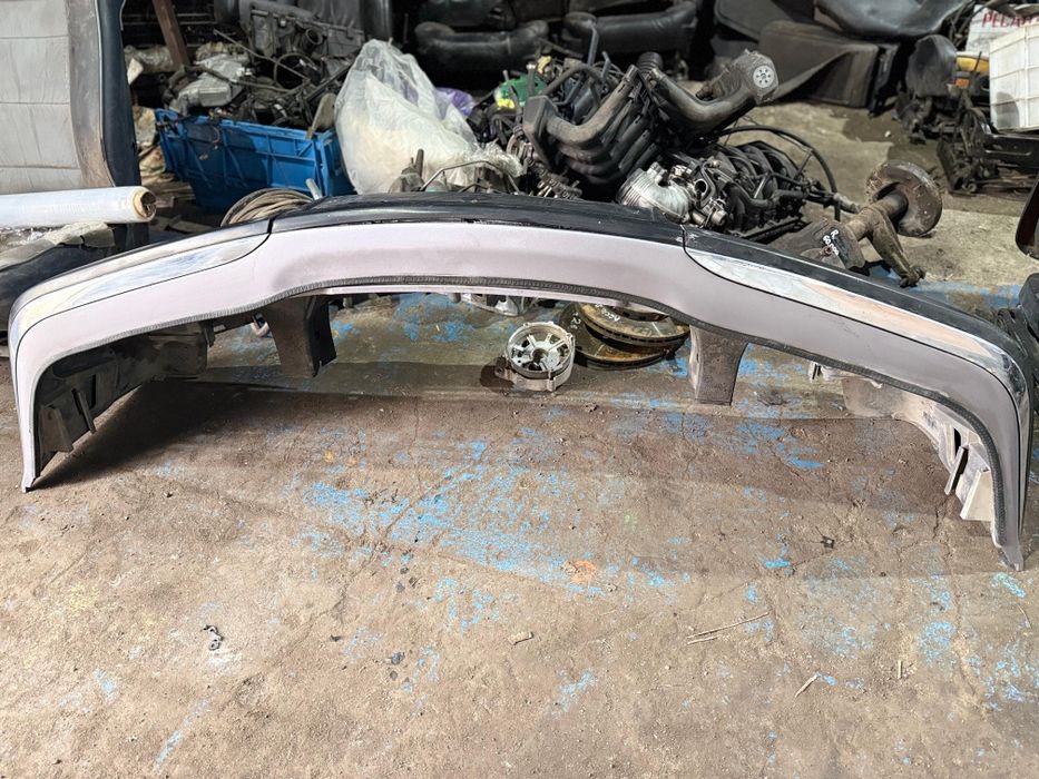 Бампера Бмв Е38 передний задний