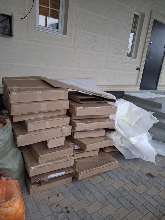 Отдам даром каробки