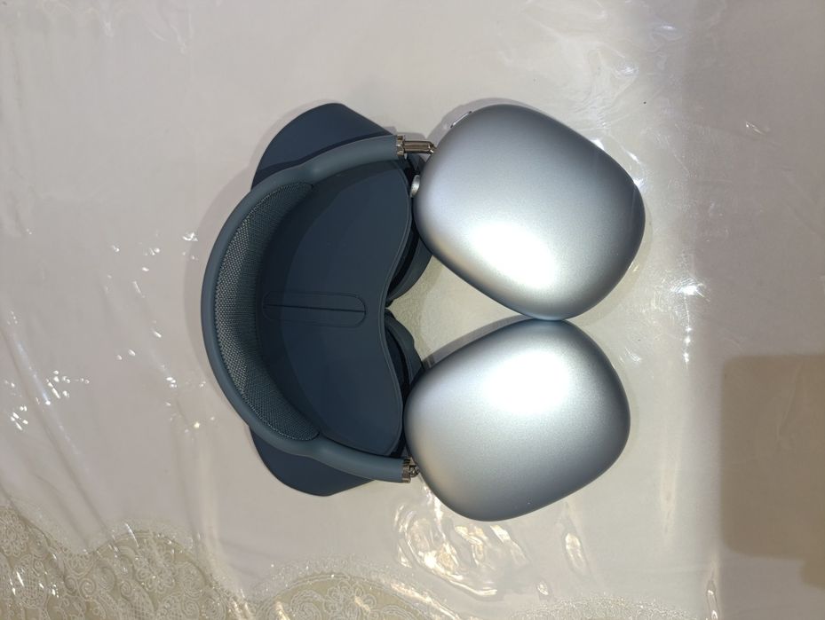 Air Pods Max2 ...