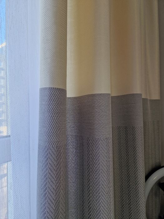 Продам шторы 6 м / 3 м