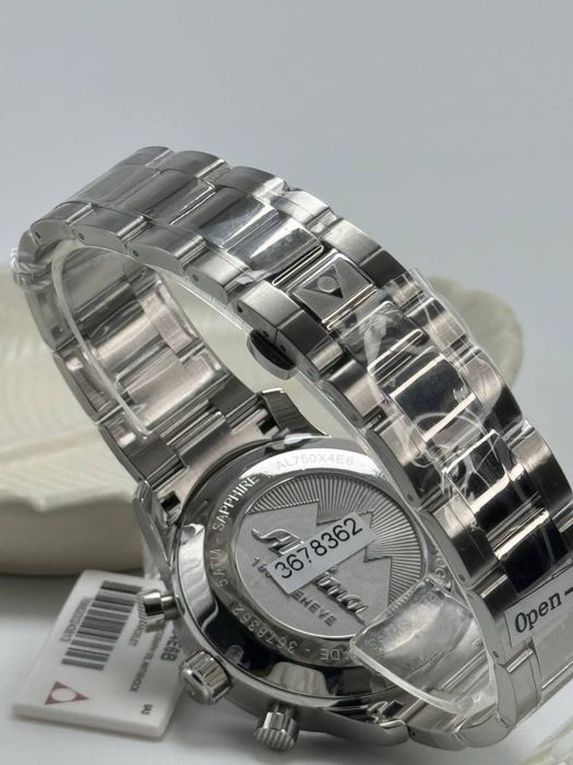 Швейцарские часы фирмы Alpina хронограф