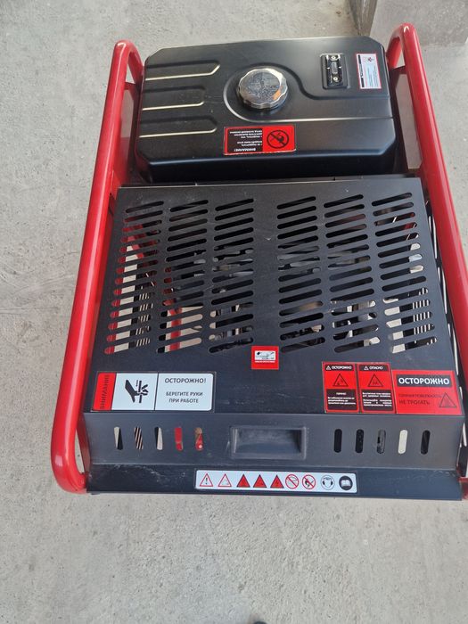 Электро генератор MAGNETTA 10кВт 220v - 380v