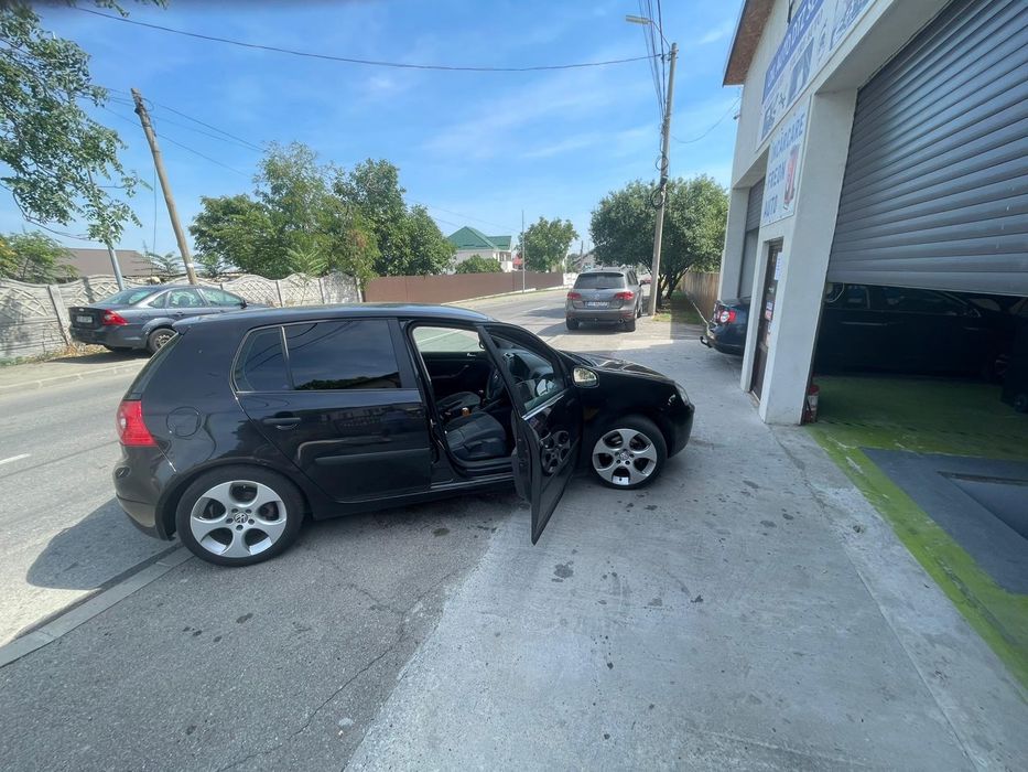 Dezmembrez Polo 6r,  Phaeton ,Passat b5.5, Golf 5,  Golf 4 , Polo, Jet