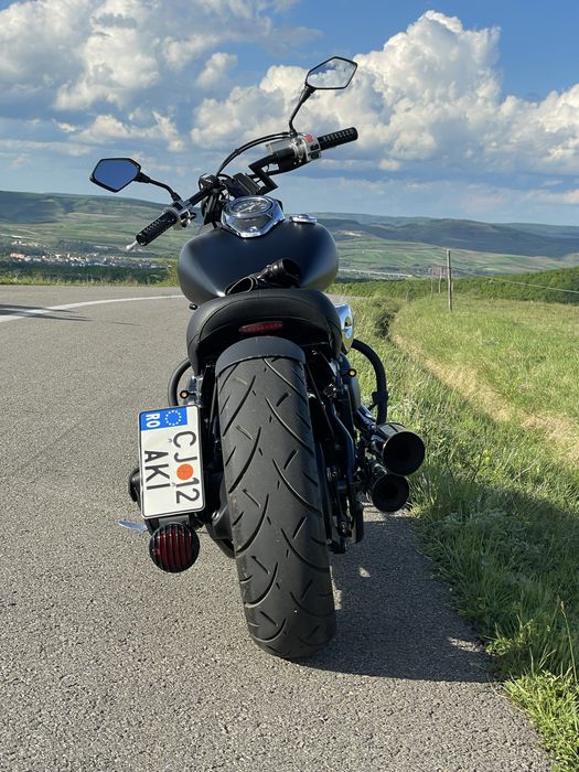 Bobber Suzuki intruder vl800