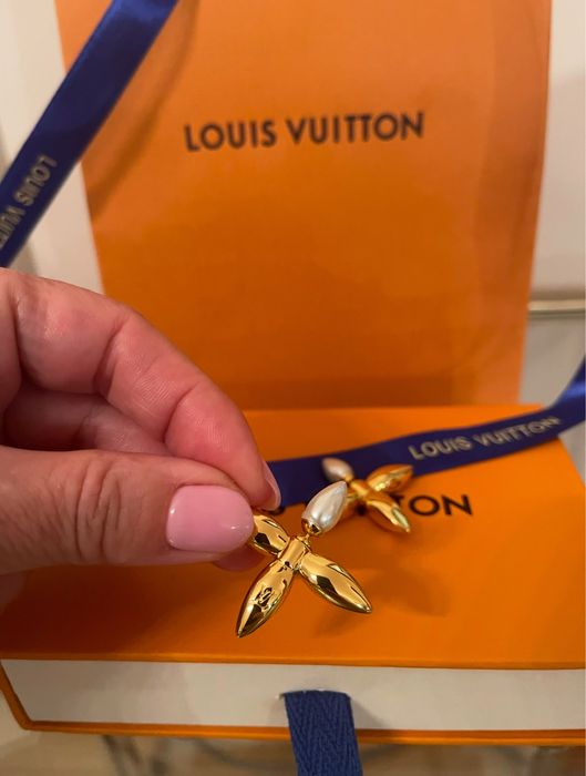 Позлатени обеци Louis Vuitton