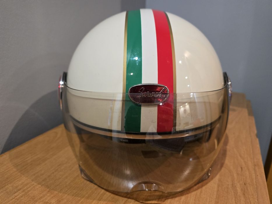 Уникальный ретро мотошлем