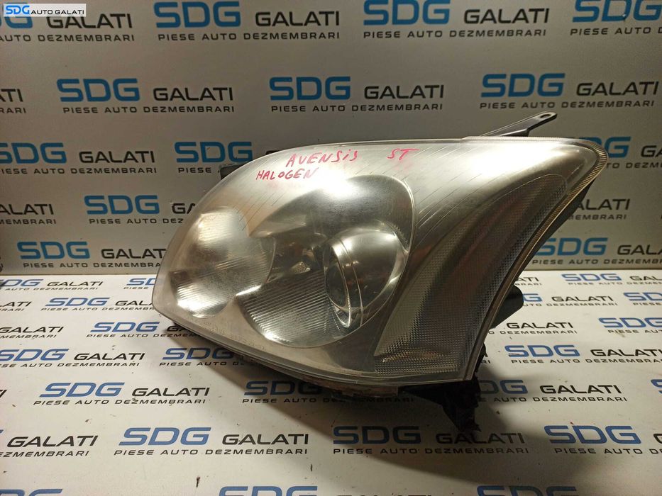 Far Stanga Halogen cu Lupa EUROPA Toyota Avenis T25 T250 2003 - 2009 [L0746]