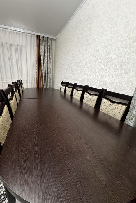 Продам стол со стульями