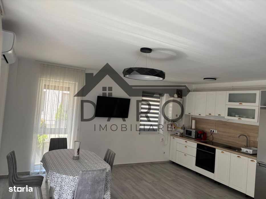 Apartament de închiriat cu un mic spațiu verde ,zona centrală TG Mu