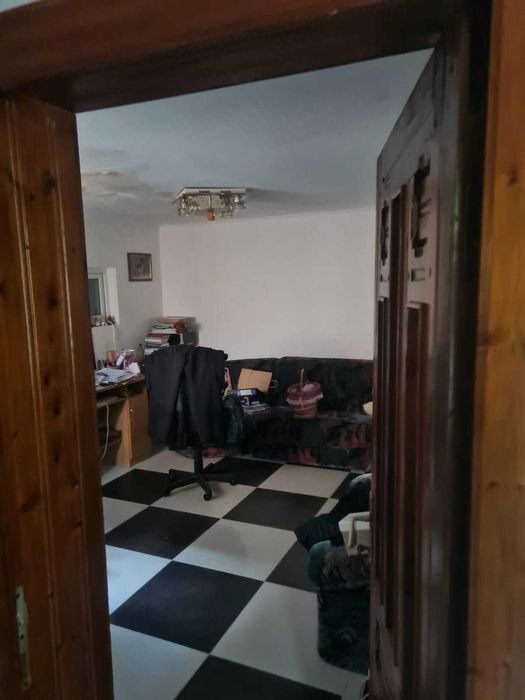 Casa 4 camere de vanzare sector 5