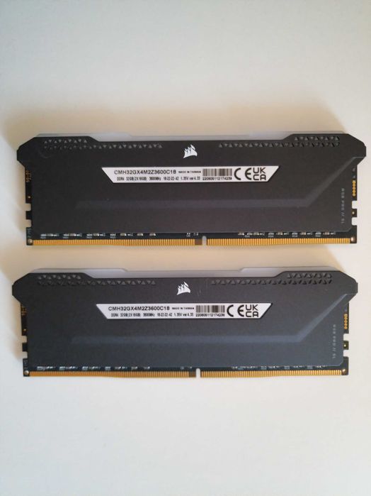 32 GB Corsair Vengeance RGB Pro SL (2x16 GB) DDR4 3600