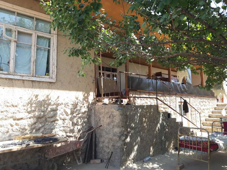 Parkent tumanida uy-joy sotiladi