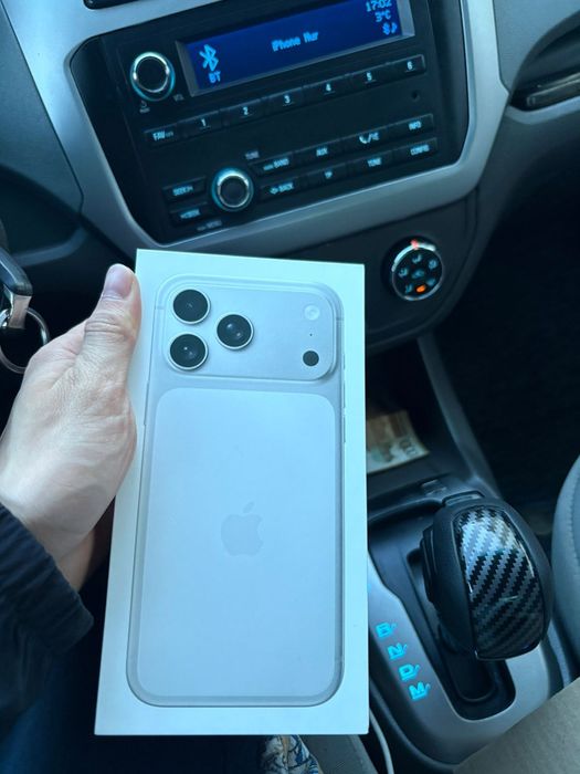 iPhone 17 Pro Max 256GB White (Новый/Запечатан) — Sulpak