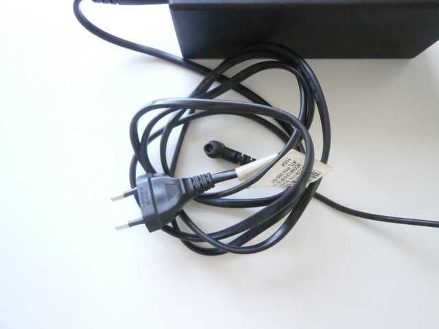 Захранващ адаптер Sony ACDP-120E03