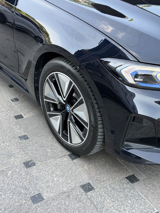Bmw i3 40 L night sport
