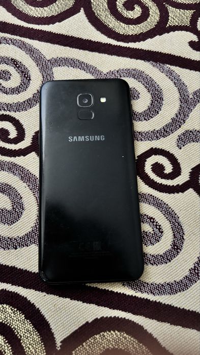 Samsung j6 32гб