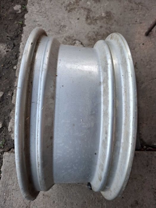 Janta aliaj Ford cu 5  x115 r 16