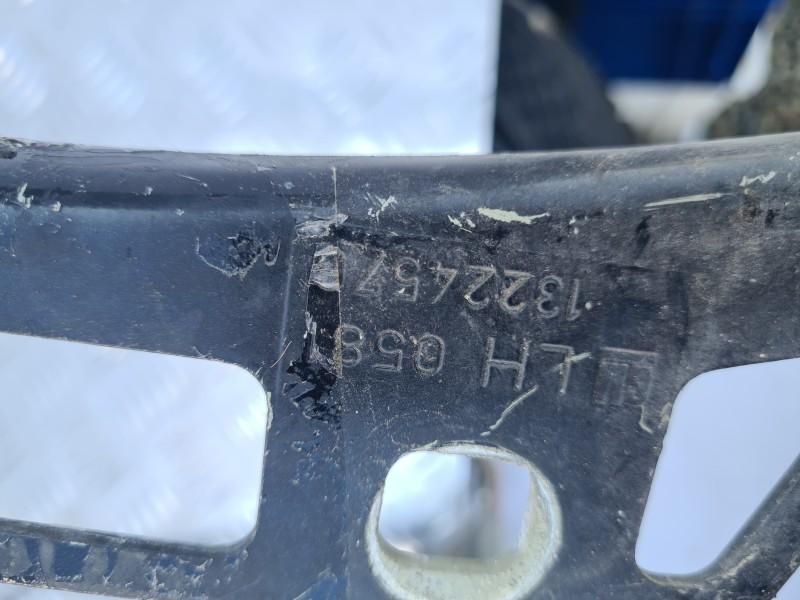 Balamale capota motor stanga dreapta Opel Zafira B Facelift