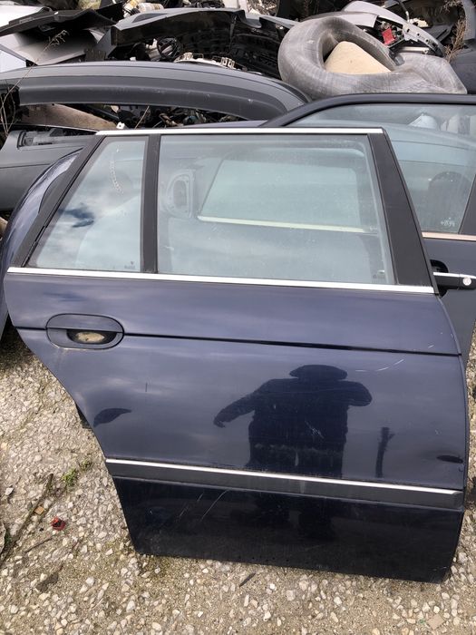 Врати за БМВ Е 39 комби