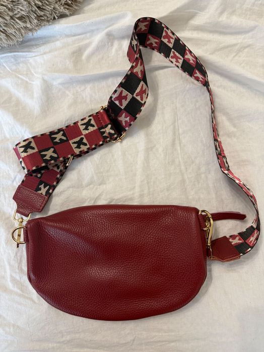 Червена чанта еко кожа