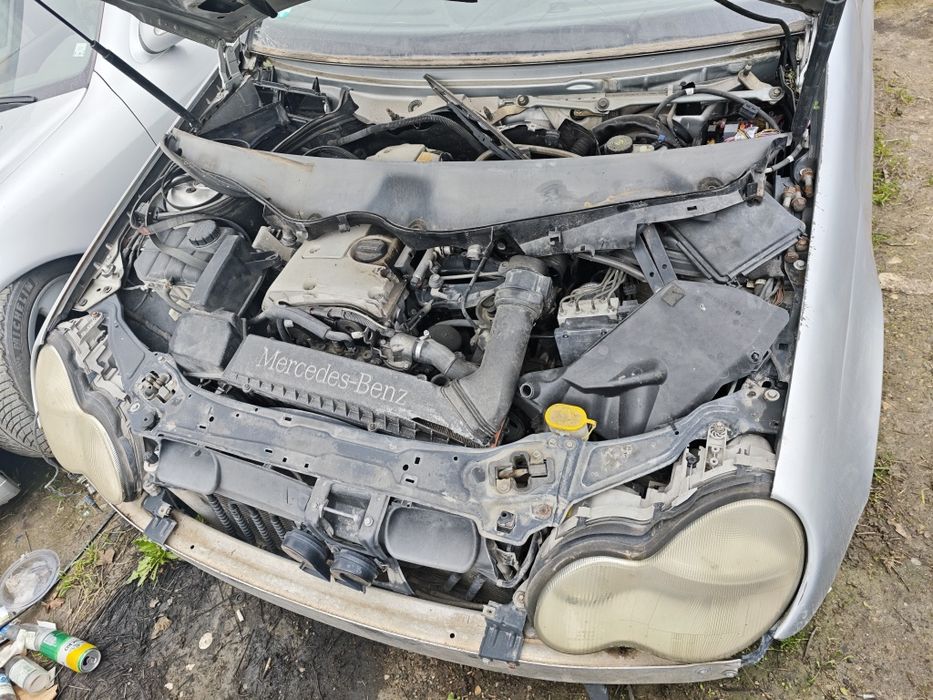 Кола на части - мерцедес C 200