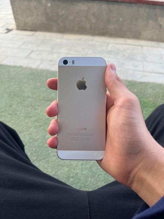 Продаю iPhone 5s