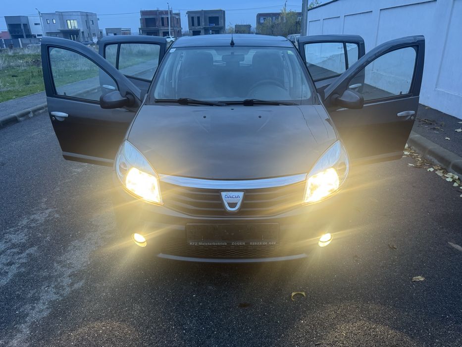 Dacia Sandero 1.5 Diesel *2010* Clima / Proiectoare / Import