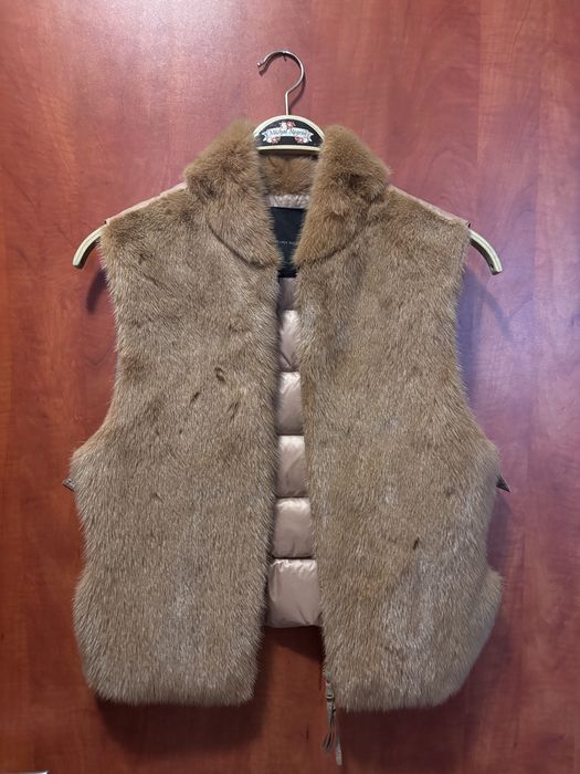 Якетакожени и пух Moncler, елек Ermanno Scervino