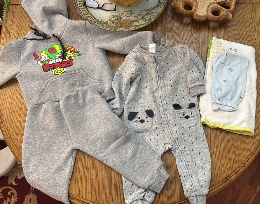 Продам детские вещи