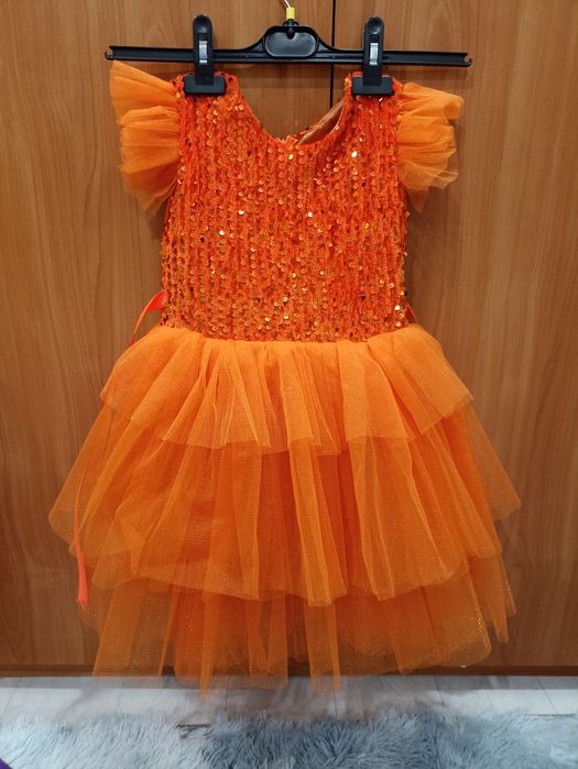 Детские платья для утренника.