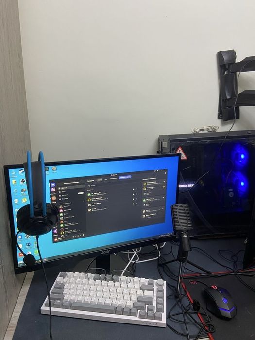 Игровой компьютер в комплекте