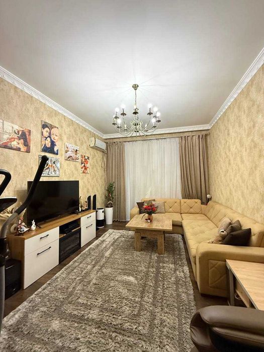 Высокопотолочка Чиланзар 1, с ремонтом 3 комнатная 90м2