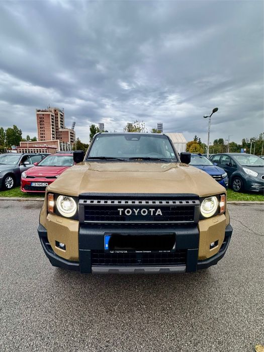 Aвтомобил за сватба, бал и трансфер летище