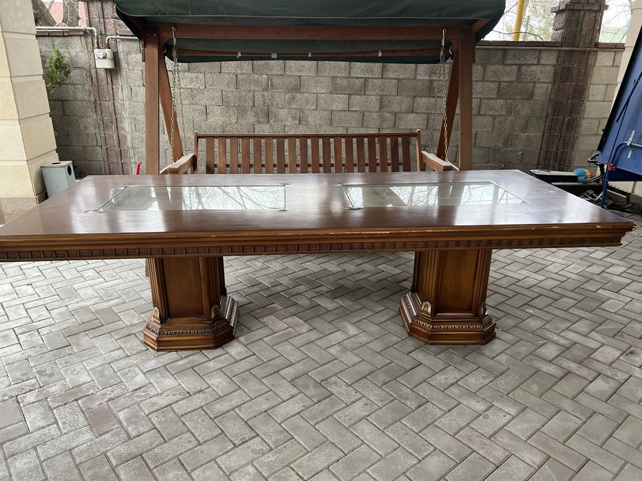 Гостевой стол под спецзаказ с италии