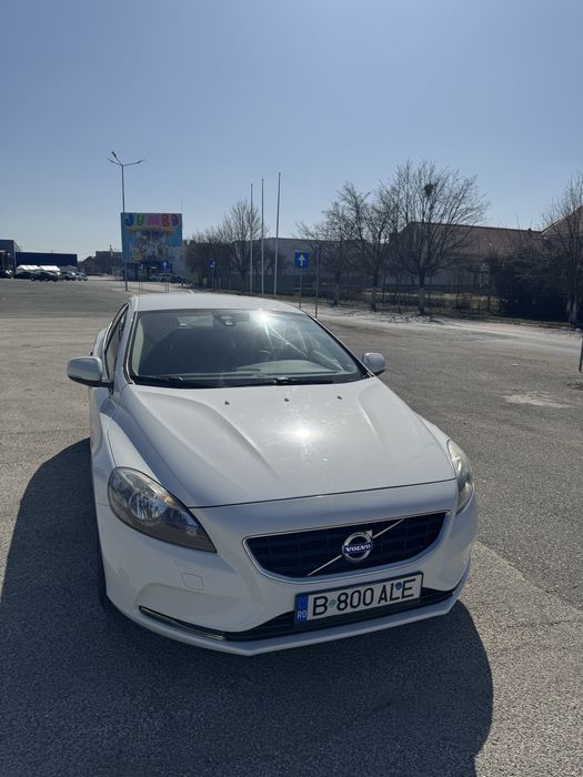 Vand aututurism Volvo V40