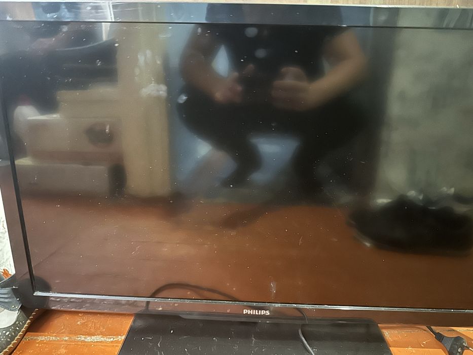 Телевизор Philips 32 дюйма